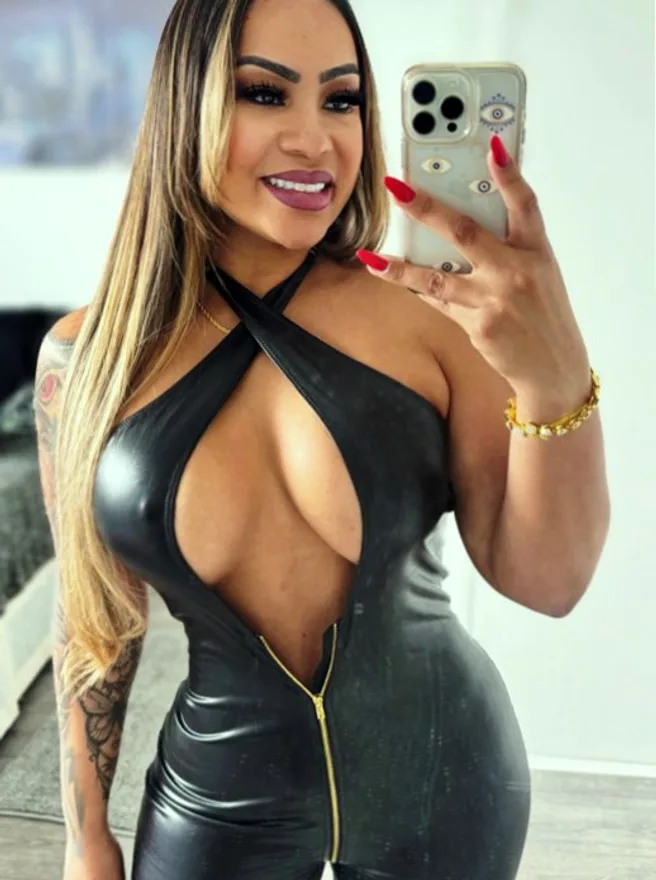 Nina Dellix