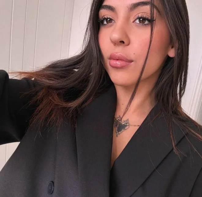 Amira