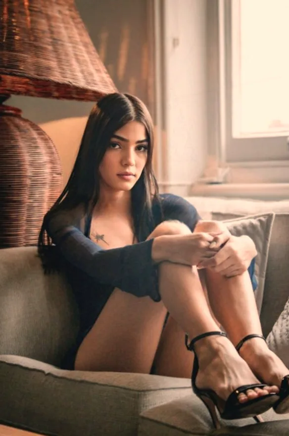 Bella
