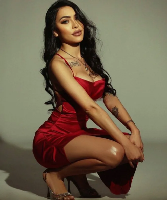 Nomira