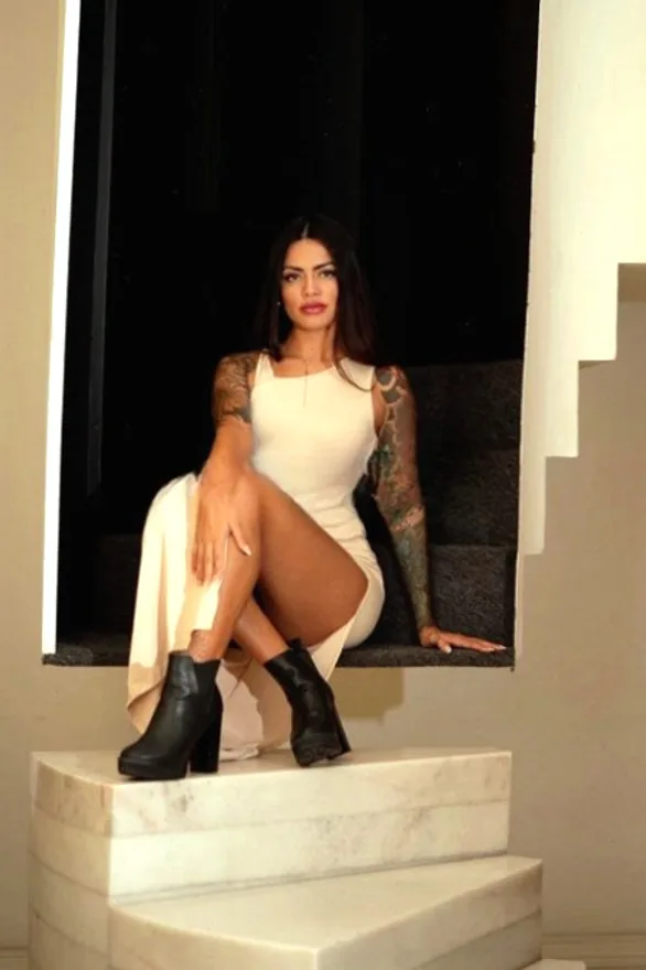 Una