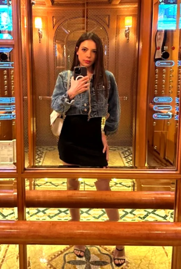 Petit Jolie