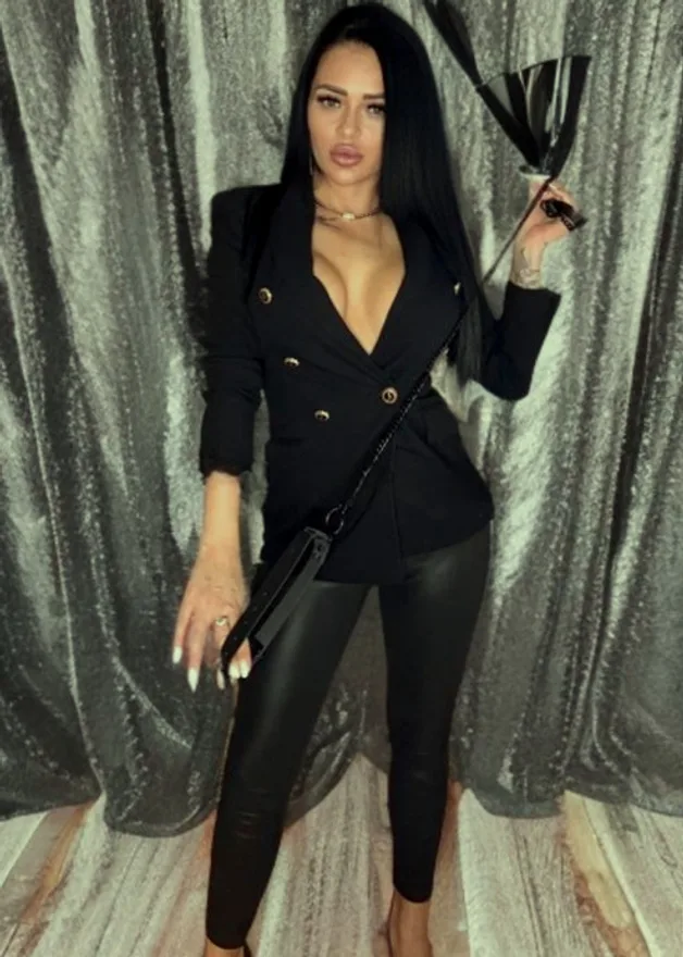 Mistress Sable