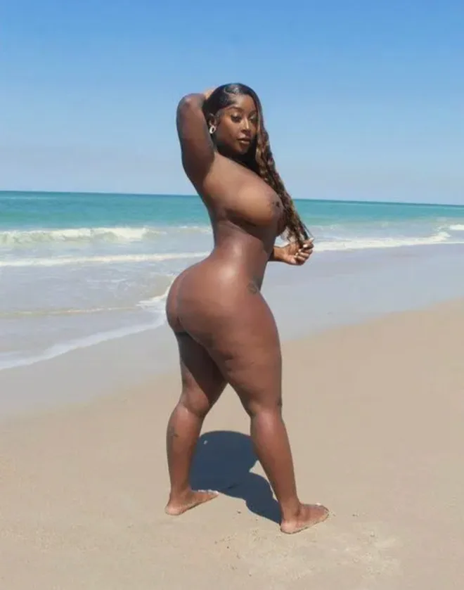 I’m available for both incall and outcal