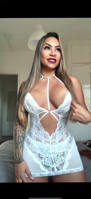 Nina Dellix